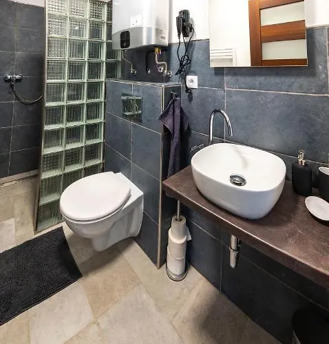 Rechle Πανσιόν